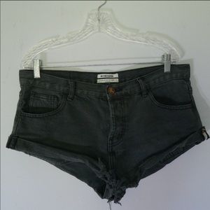 Black One Teaspoon Bandit Shorts (Size 30)